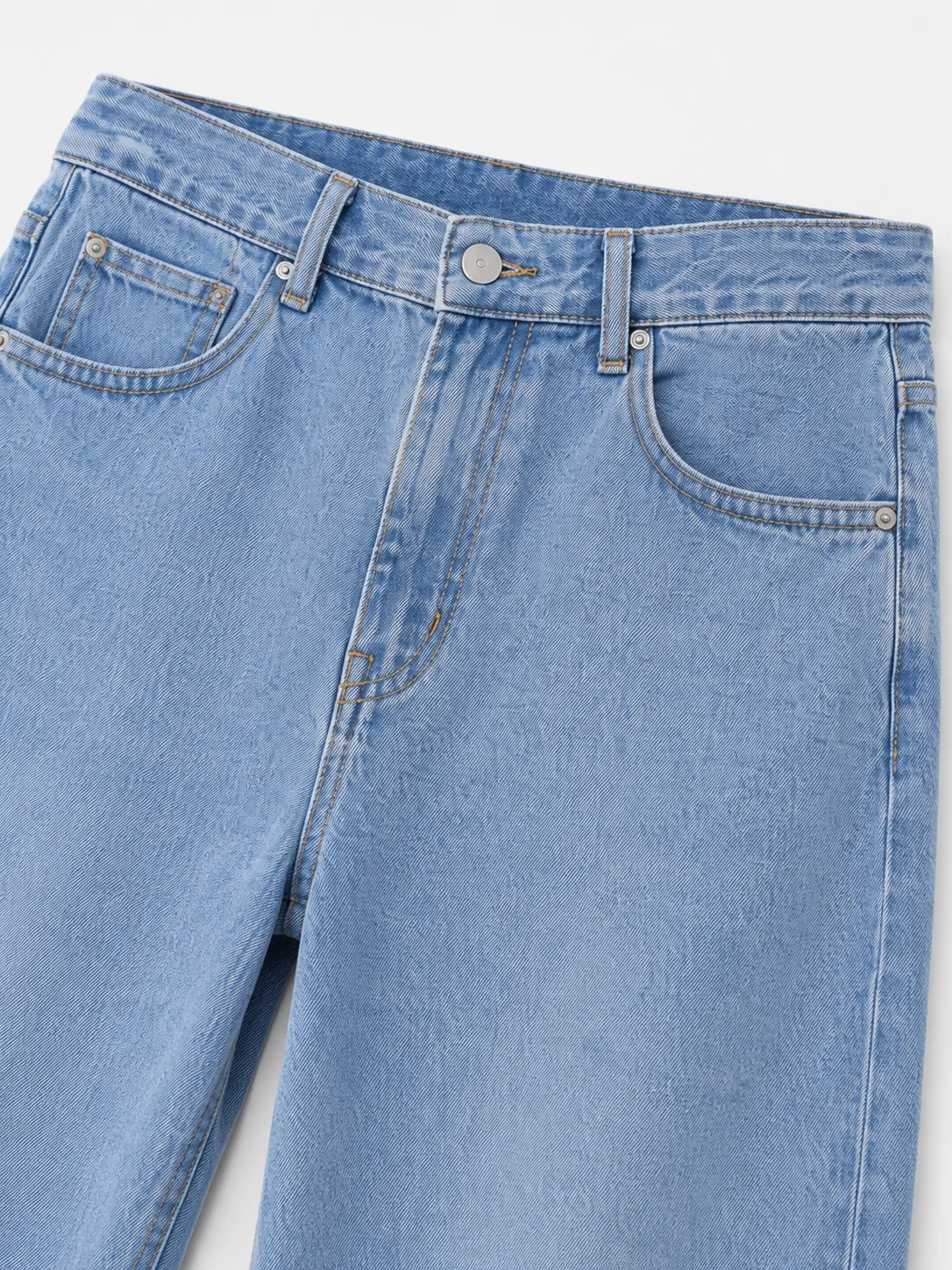 Essential Light Wash Straight Fit Jeans